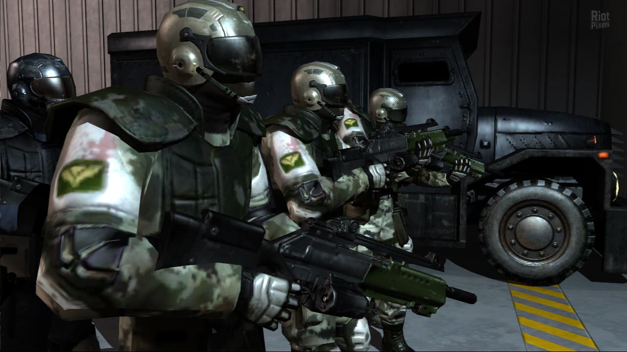 F.E.A.R. Platinum Collection (GOG+Retail) screenshot 1